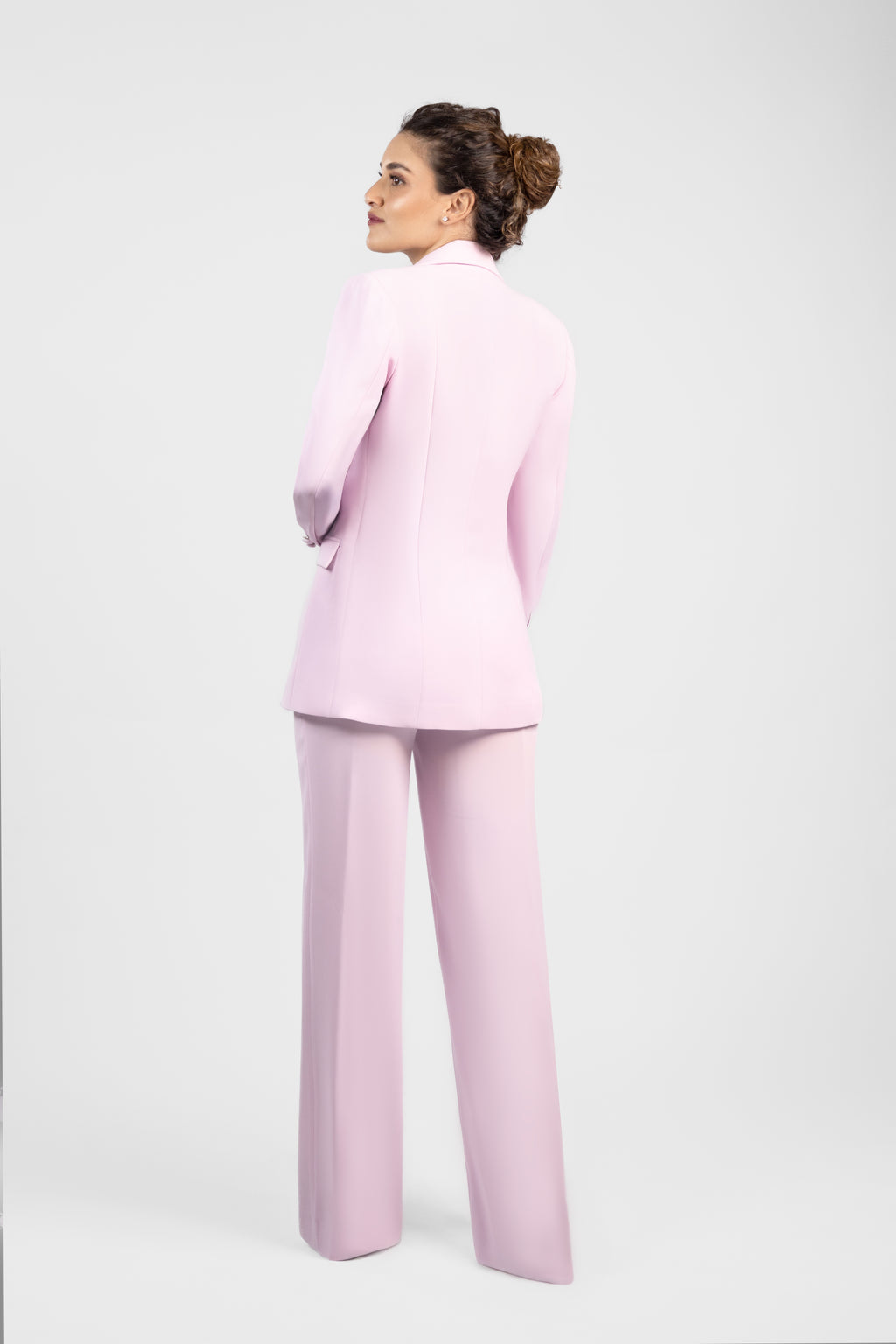Elegant pink Suit