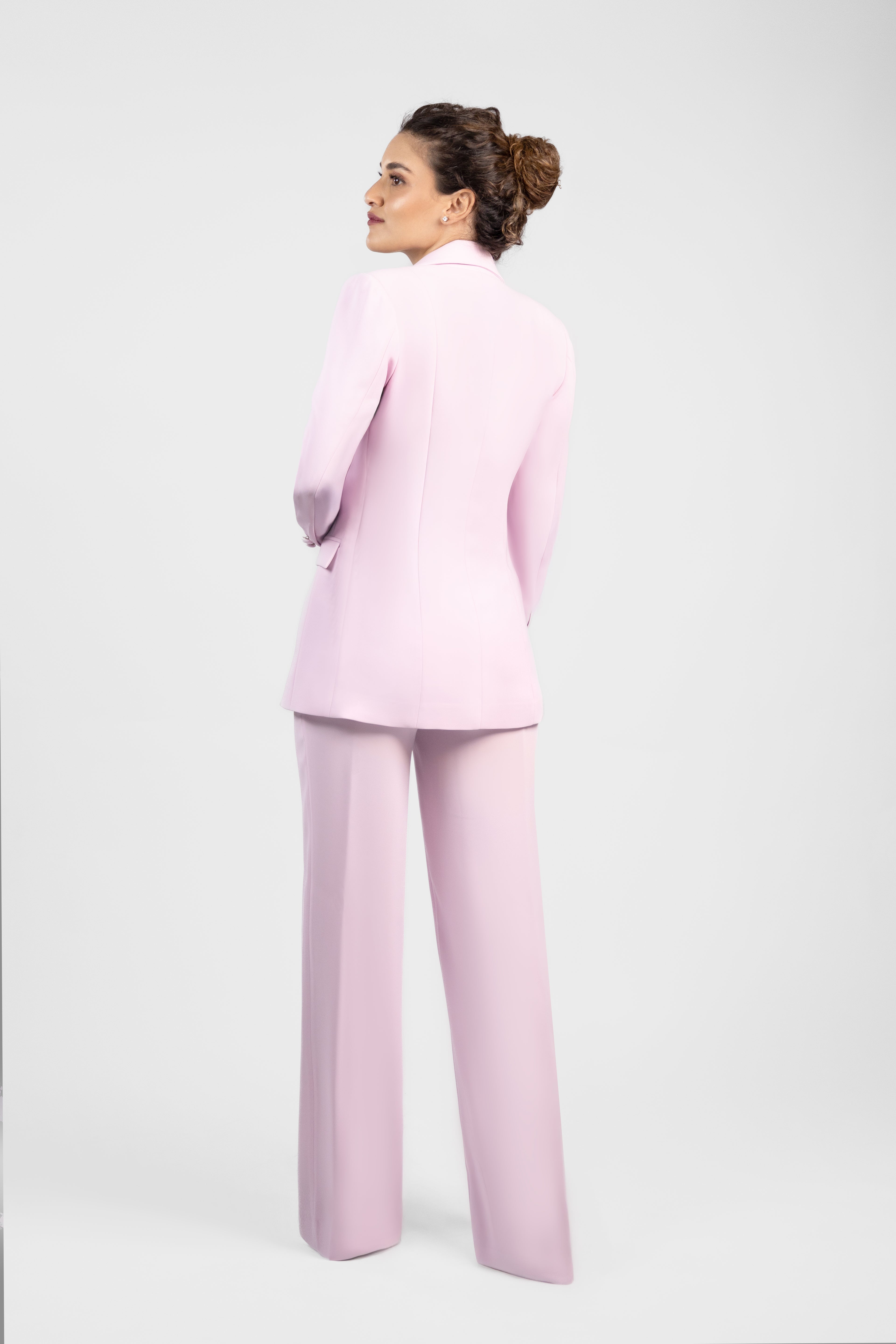 Elegant pink Suit
